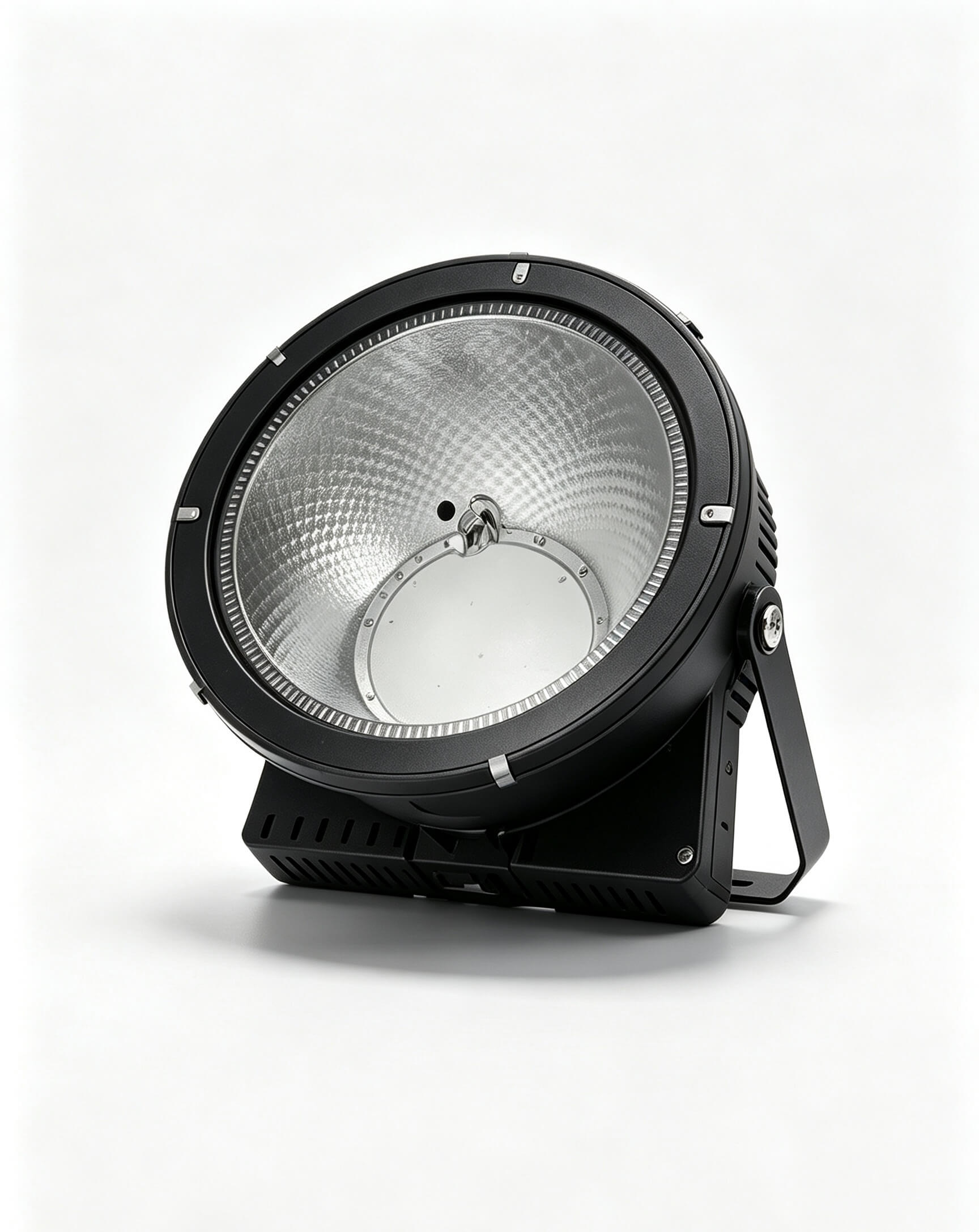 300W–2000W architectural star tower crane light for construction sites and engineering projects. High-output, rugged build, OEM/ODM available from LUYUE.
